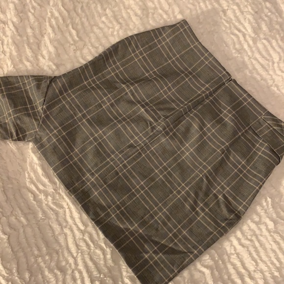 H&M plaid ruffle mini skirt - Picture 4 of 4